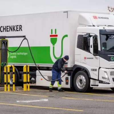 DB Schenker adds 40 Volvo FM Electric trucks to its German fleet