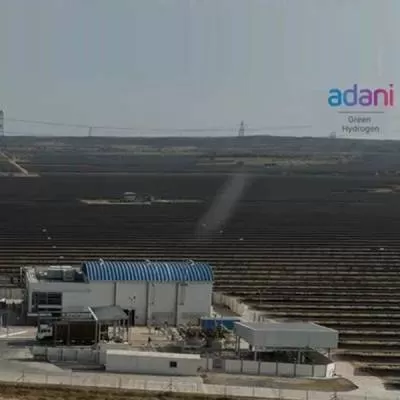 Picture of Sleep In This Multi Million Dollar Toronto Apartment & Cozy Fireplace ...