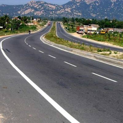 Gadkari launches 11 NH projects worth Rs 56 billion in Rajasthan
