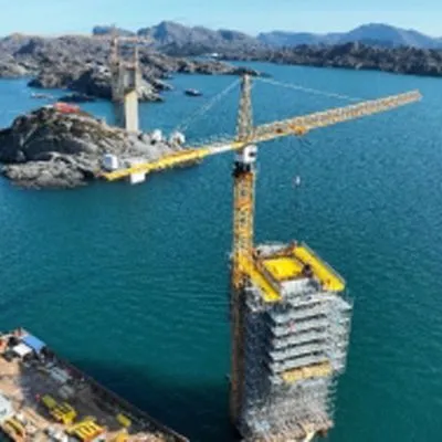 Liebherr Cranes Brave Harsh Seas for Ytre Steinsund Bridge