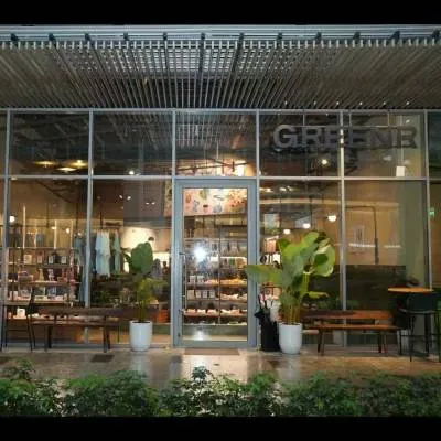 Greenr Opens 12th Outlet at Oberoi Garden City, Goregaon