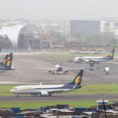 Govt creates three advisory groups to resolve aviation issues 