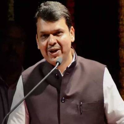 Maharashtra Deputy CM urges railway managers for project expeditions