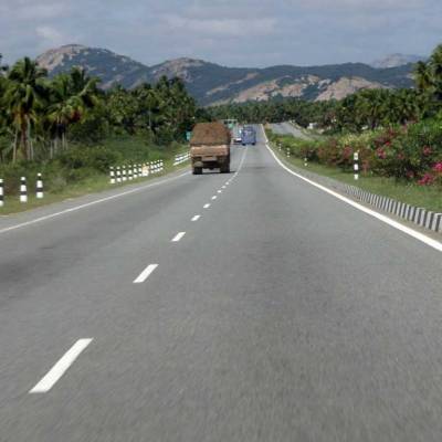 Nitin Gadkari announces funds for national highway projects in Karnataka