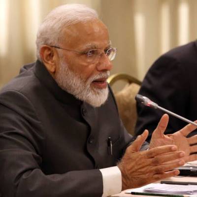PM Modi invites CEOs to jointly work with India's oil and gas sector