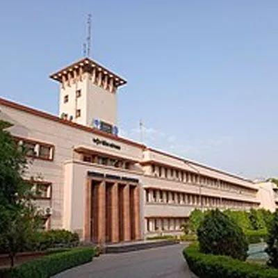 New CSIR-NPL Facilities Boost Green, Solar Standards